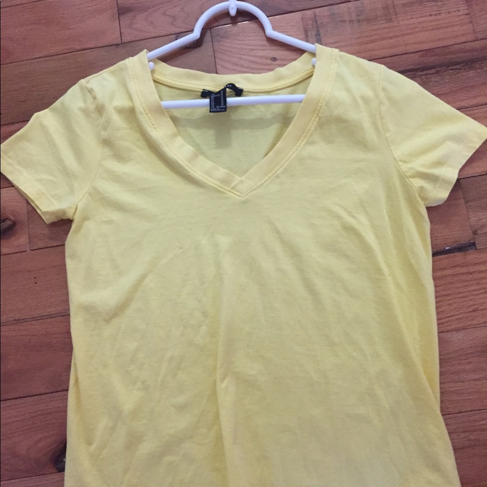 Forever 21 basic tee - Picture 4 of 4